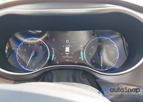 2017 Chrysler Pacifica Limited z USA, uszkodzony, nr VIN 2C4RC1GG9HR786079